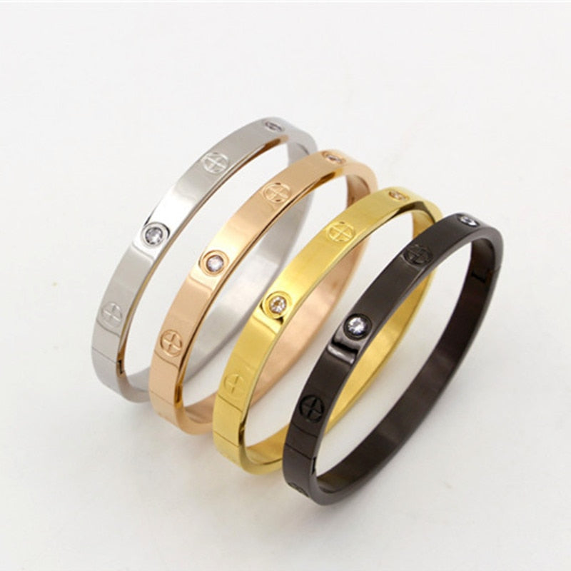 Love Bangle