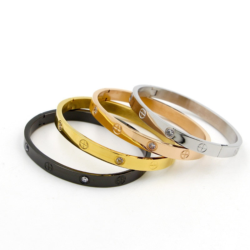 Love Bangle